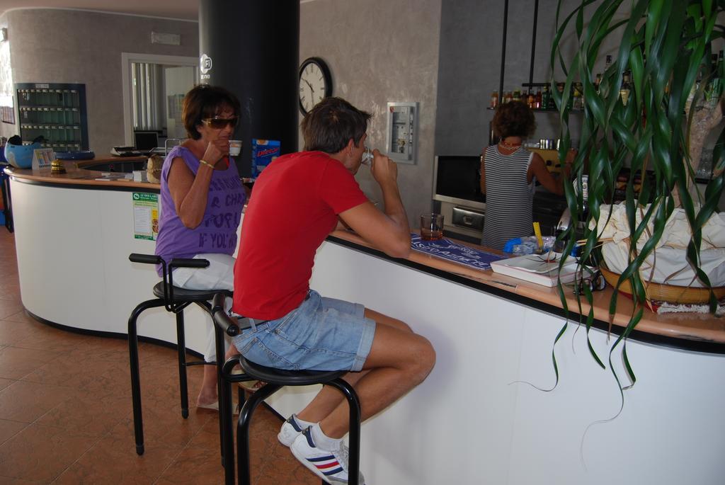 B&B Moresco Cattolica Exterior photo